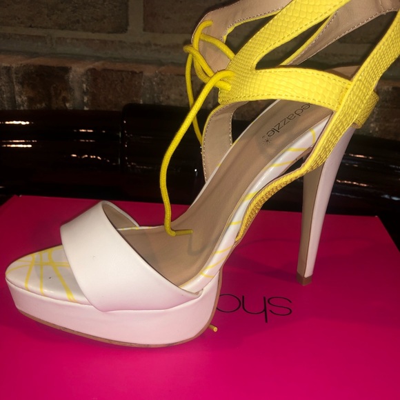 Tie-Up Open Sandals - Picture 2 of 4